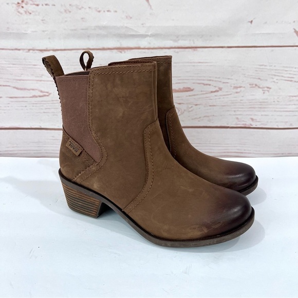 NWT Teva Leather Anaya Waterproof Chelsea Boot - Picture 3 of 13